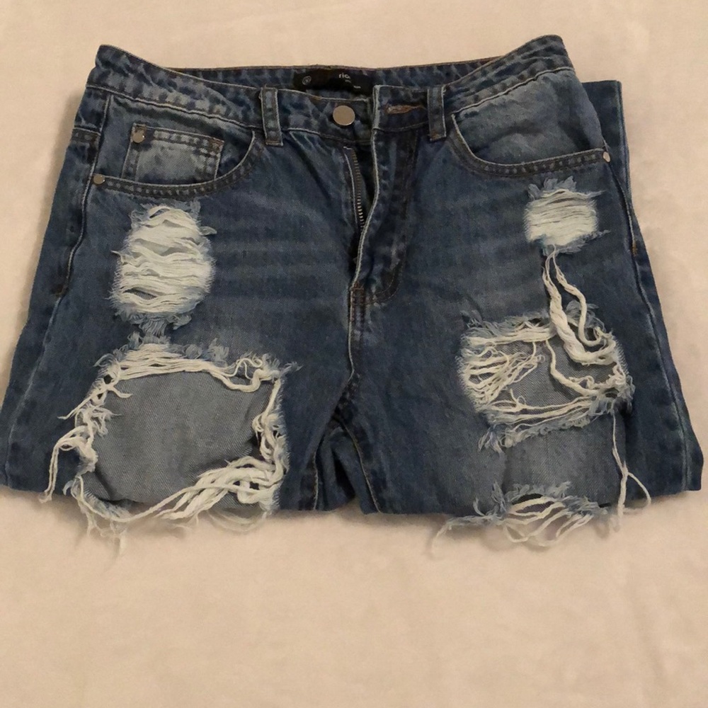 The Ultimate Ripped Jeans - Picture 3 of 3
